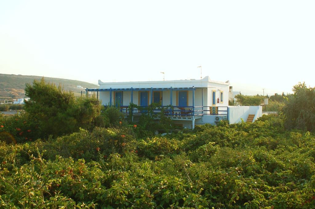 אמבלאס Miltiadis Apartments מראה חיצוני תמונה