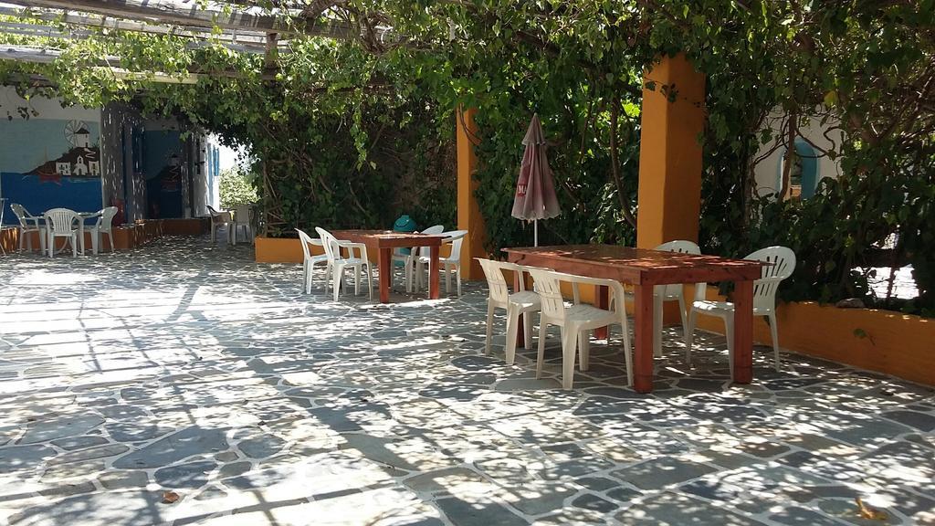אמבלאס Miltiadis Apartments מראה חיצוני תמונה