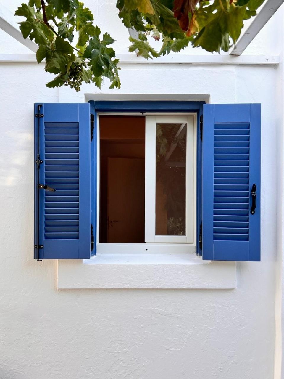 אמבלאס Miltiadis Apartments מראה חיצוני תמונה
