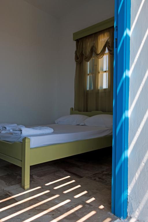 אמבלאס Miltiadis Apartments מראה חיצוני תמונה